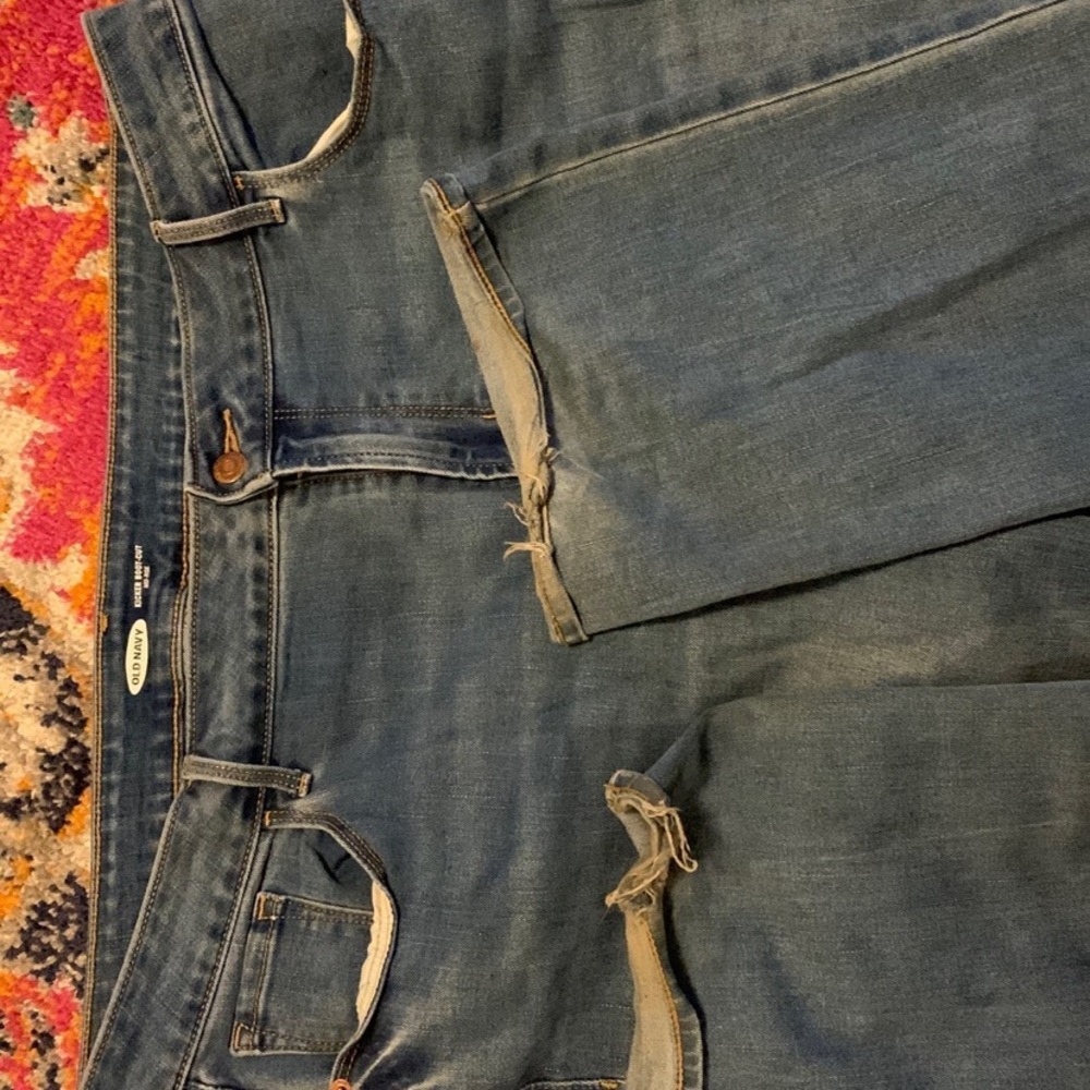 Womens jeans. Size 18 petite. Have been worn (I’m super short!)